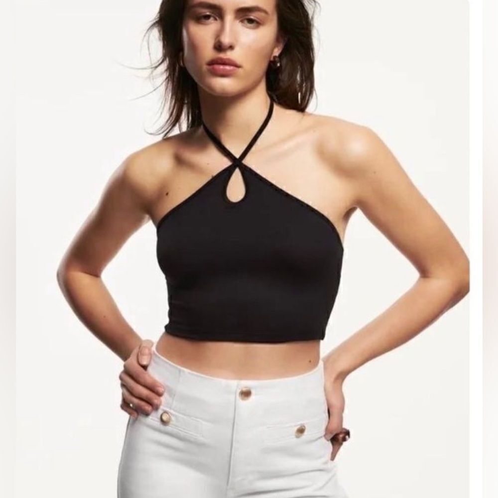 Zara Black ribbed keyhole cropped halter top Size Large NEW